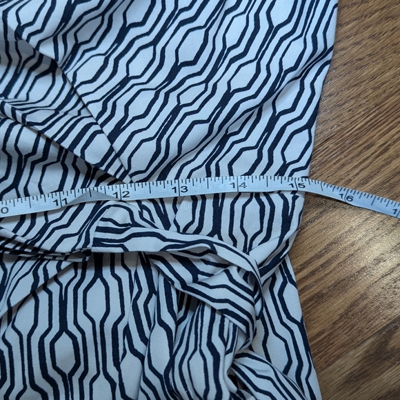 Ann Taylor dress blue and white sleeveless size 8 - Picture 6 of 7